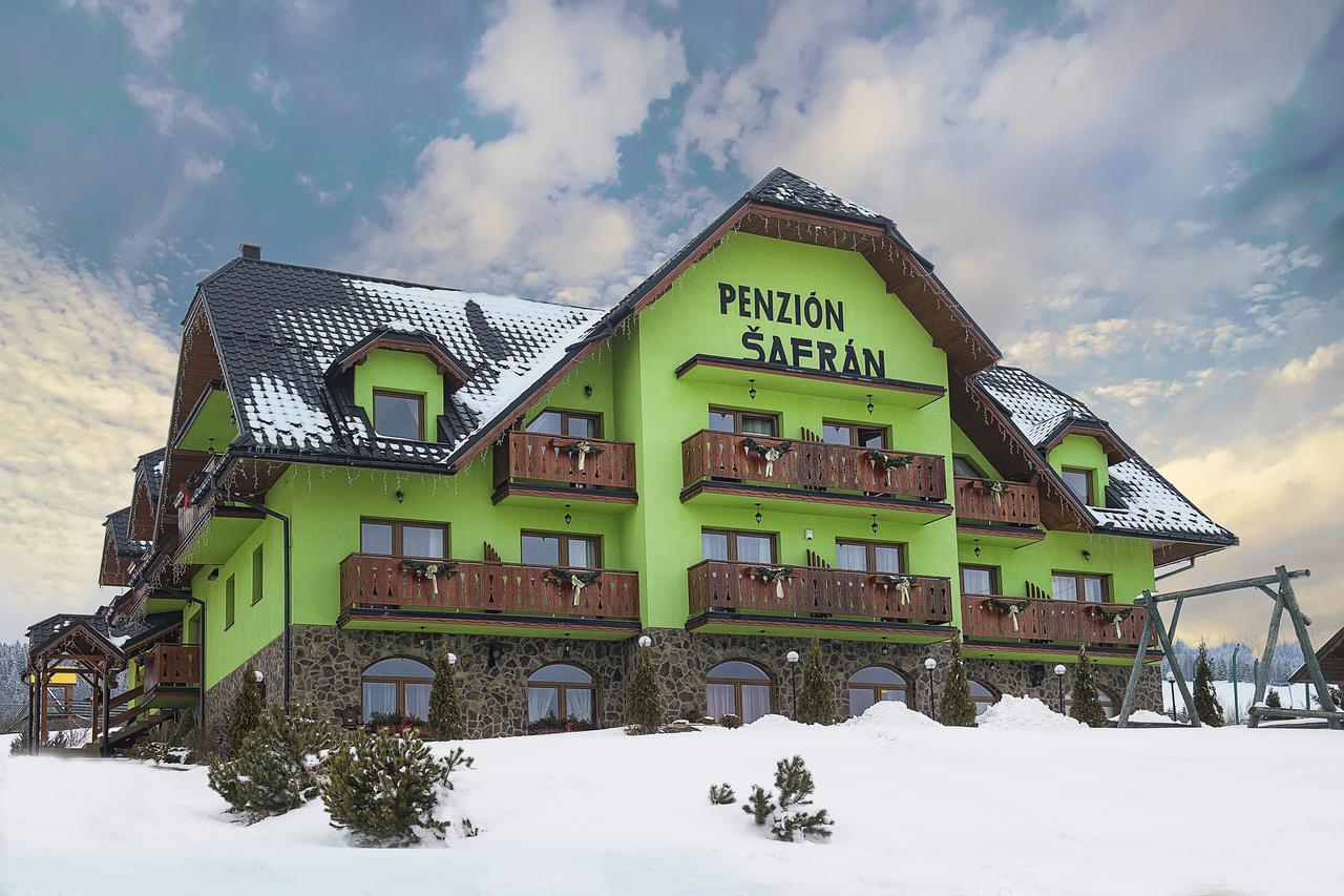 Penzion Safran Hotel Zdiar Exterior photo